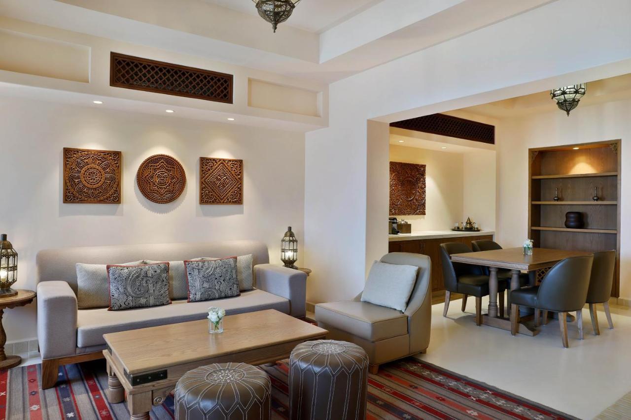 Al Wathba, A Luxury Collection Desert Resort & Spa, Абу Даби Екстериор снимка