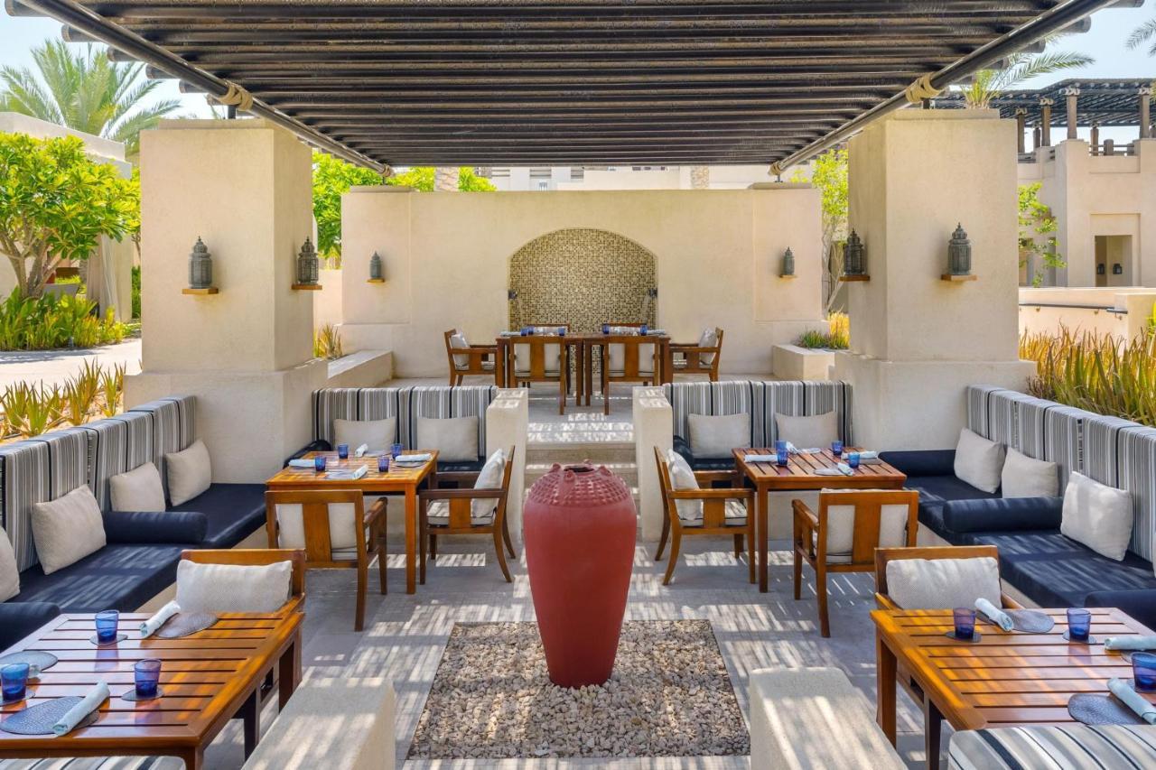 Al Wathba, A Luxury Collection Desert Resort & Spa, Абу Даби Екстериор снимка