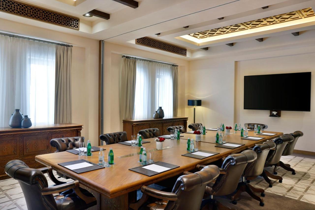 Al Wathba, A Luxury Collection Desert Resort & Spa, Абу Даби Екстериор снимка