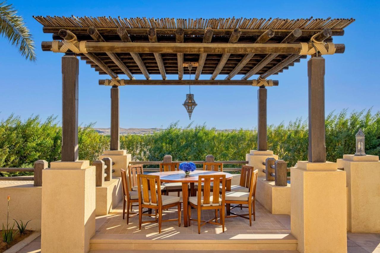 Al Wathba, A Luxury Collection Desert Resort & Spa, Абу Даби Екстериор снимка