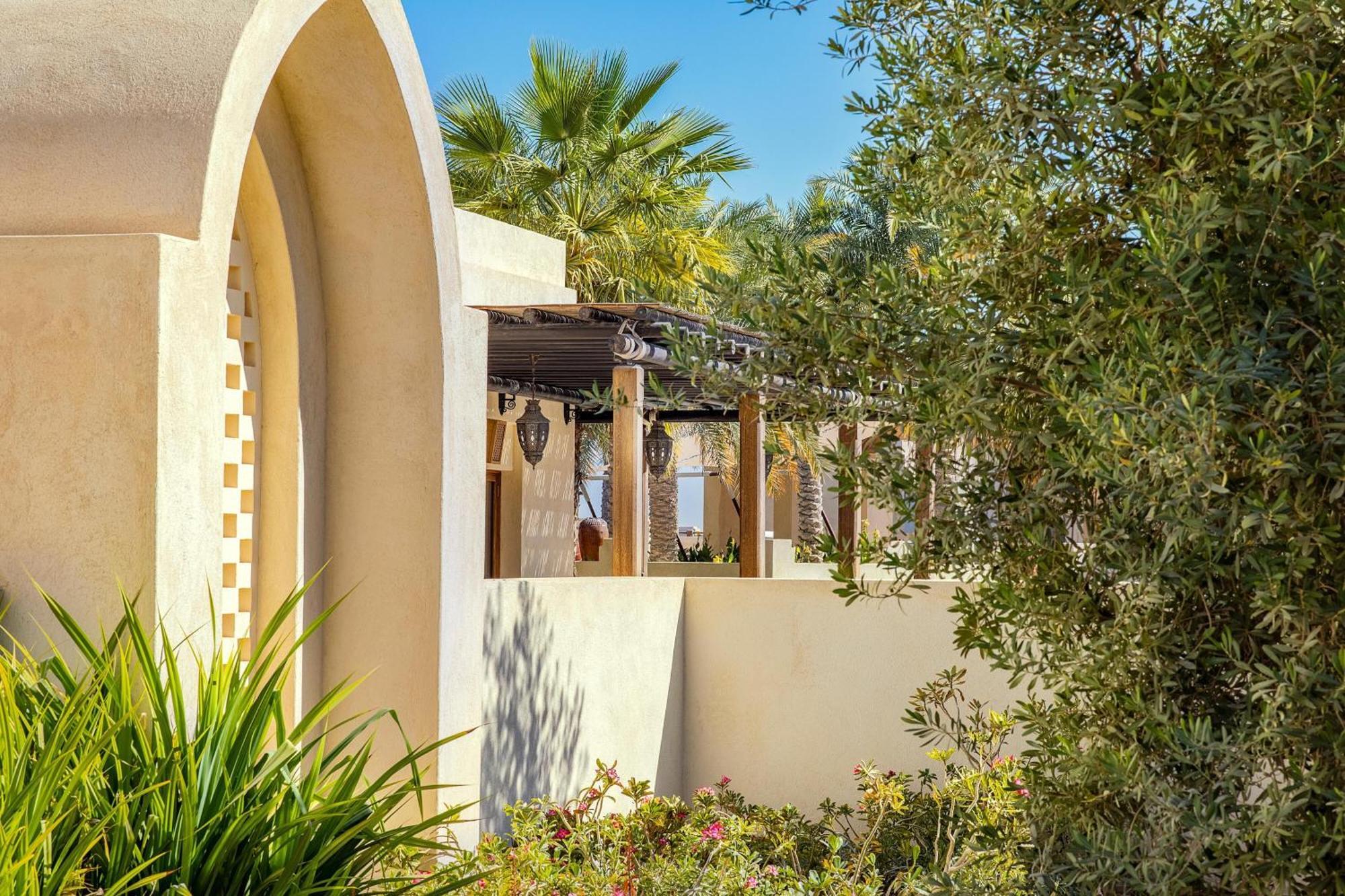 Al Wathba, A Luxury Collection Desert Resort & Spa, Абу Даби Екстериор снимка